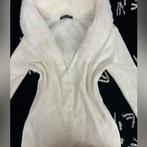 White knitted sweater